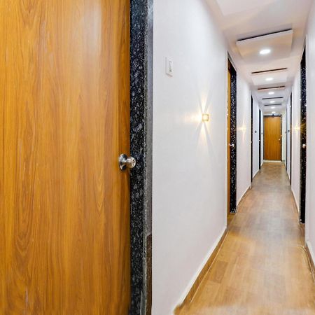 Hotel O Lotus Σουράτ Εξωτερικό φωτογραφία